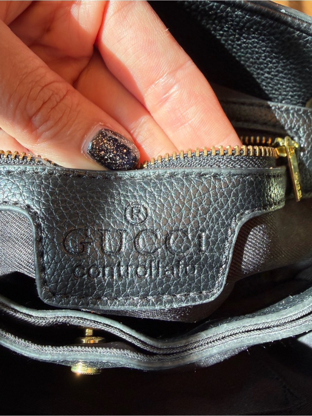 Designer Inspired Embossed Logo shoulder bag with chain strap - Picture 7 of 11